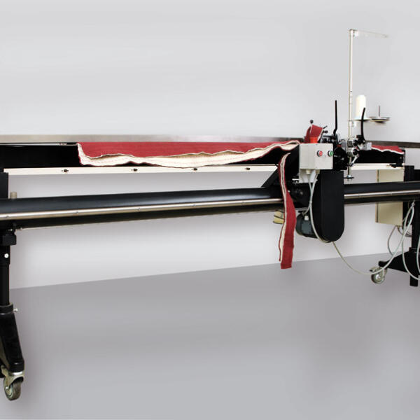 Machine butseamer on rail 1