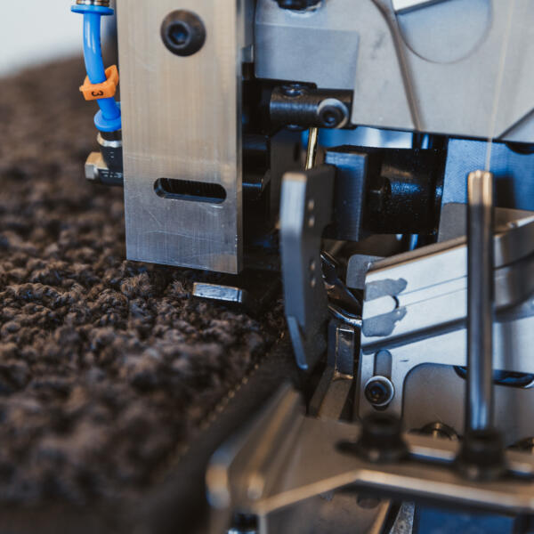 4500 CHC DETAIL3 FRONT